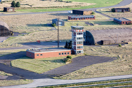 Luftaufnahme Tower am Fliegerhorst