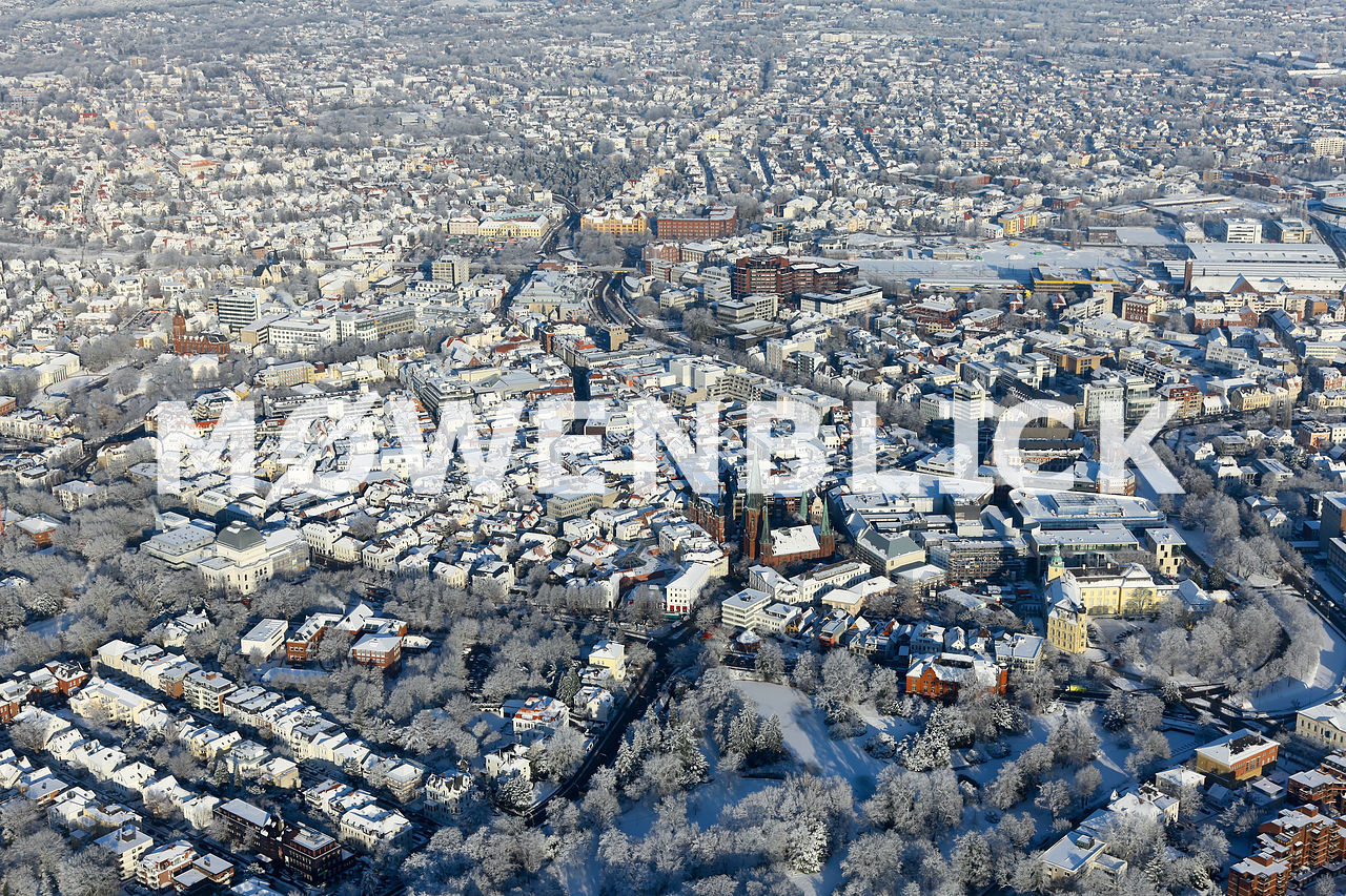 Innenstadt im Schnee Luftbild