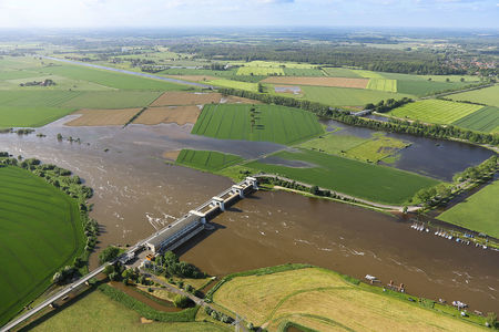 Luftaufnahme Weserkraftwerk