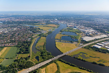 Luftaufnahme Weser Arberger Kanal