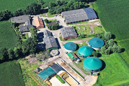 Luftaufnahme Biogasanlagen