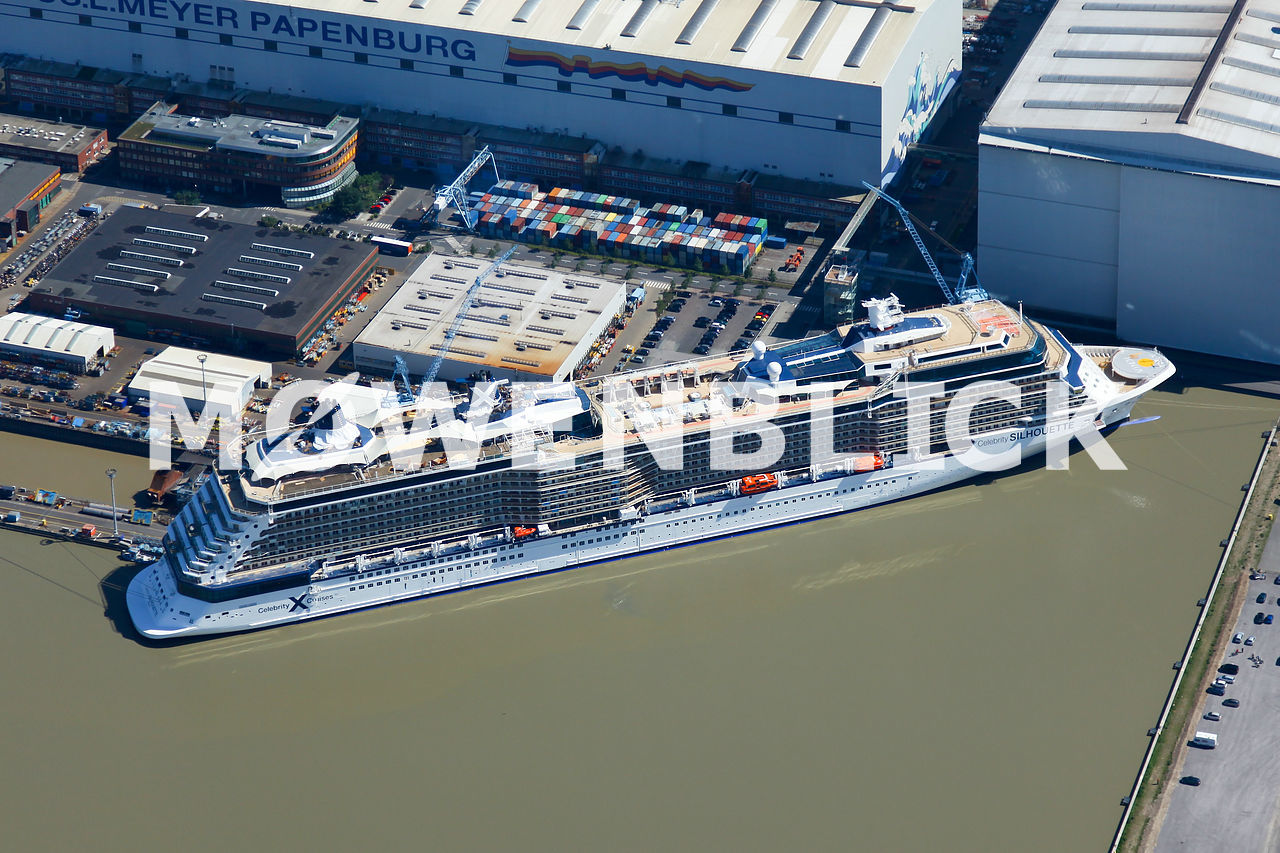Kreuzfahrtschiff celebrity silhouette Luftbild