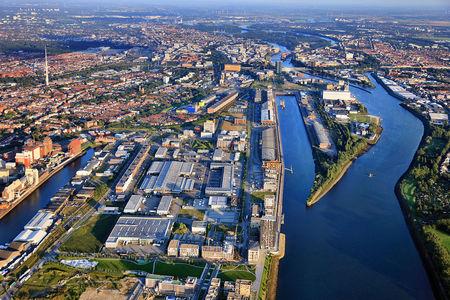 Luftaufnahme Weser Überseehafen