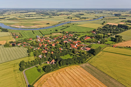 Luftaufnahme An der Weser